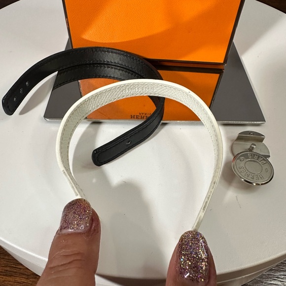 Hermes interchangeable looping wrap bracelet with 2 leather wraps black & white - Picture 11 of 14